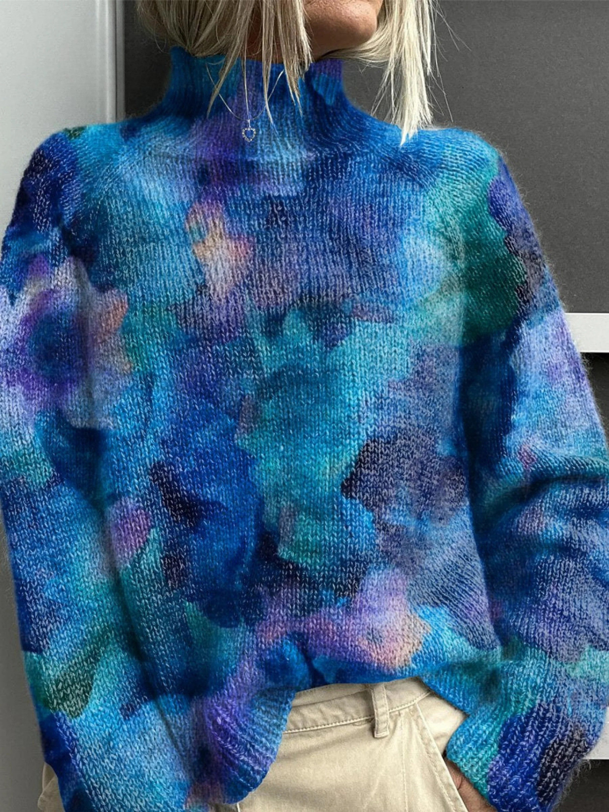 Celina | abstraktní květinový rolák