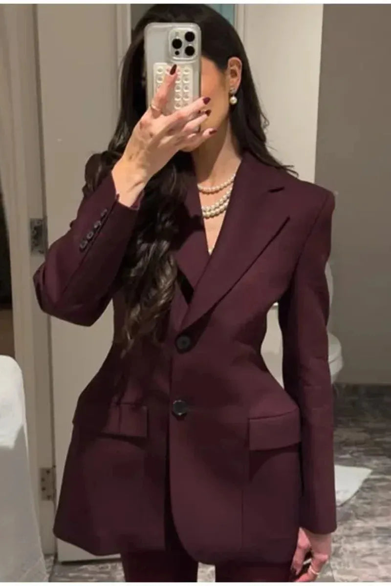 Élodie Grace – Ideální Sako