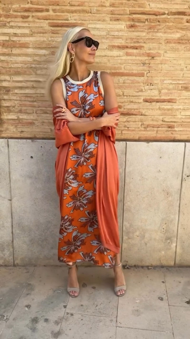 Carmesi | Elegantní dlouhé šaty s odpovídajícím šálkem