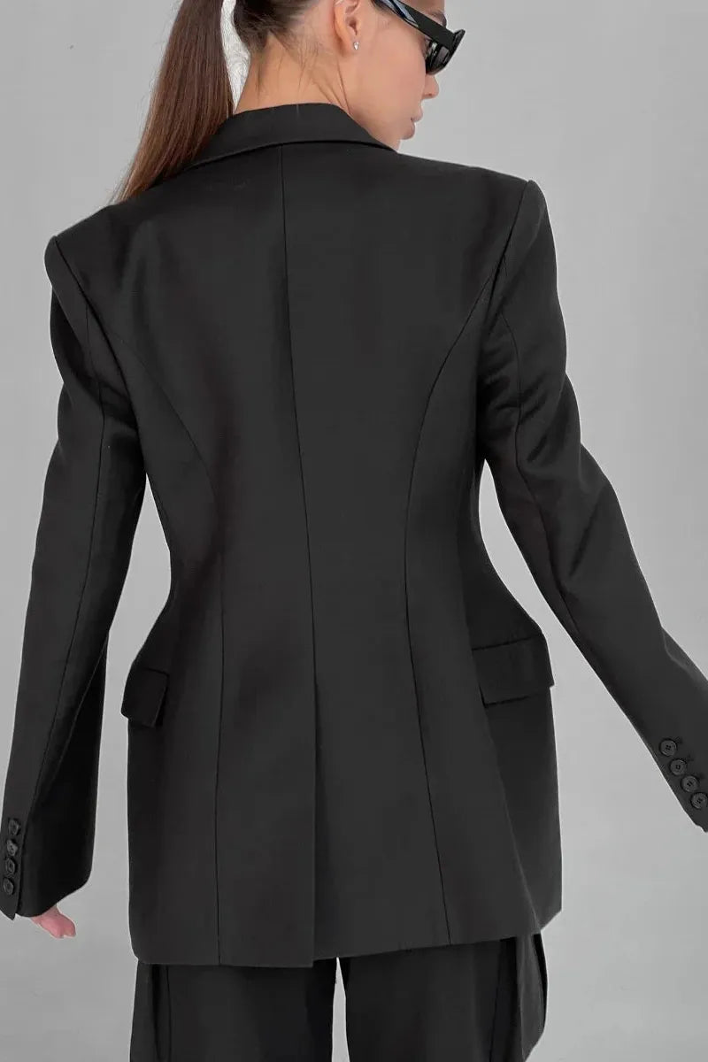 Élodie Grace – Ideální Blazer