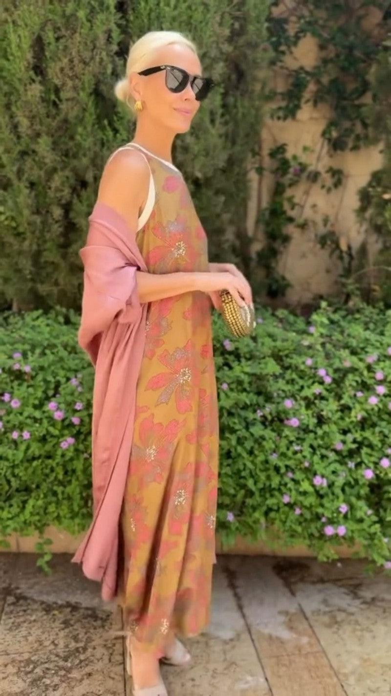 Flora | Elegantní dlouhé šaty s odpovídajícím šálkem