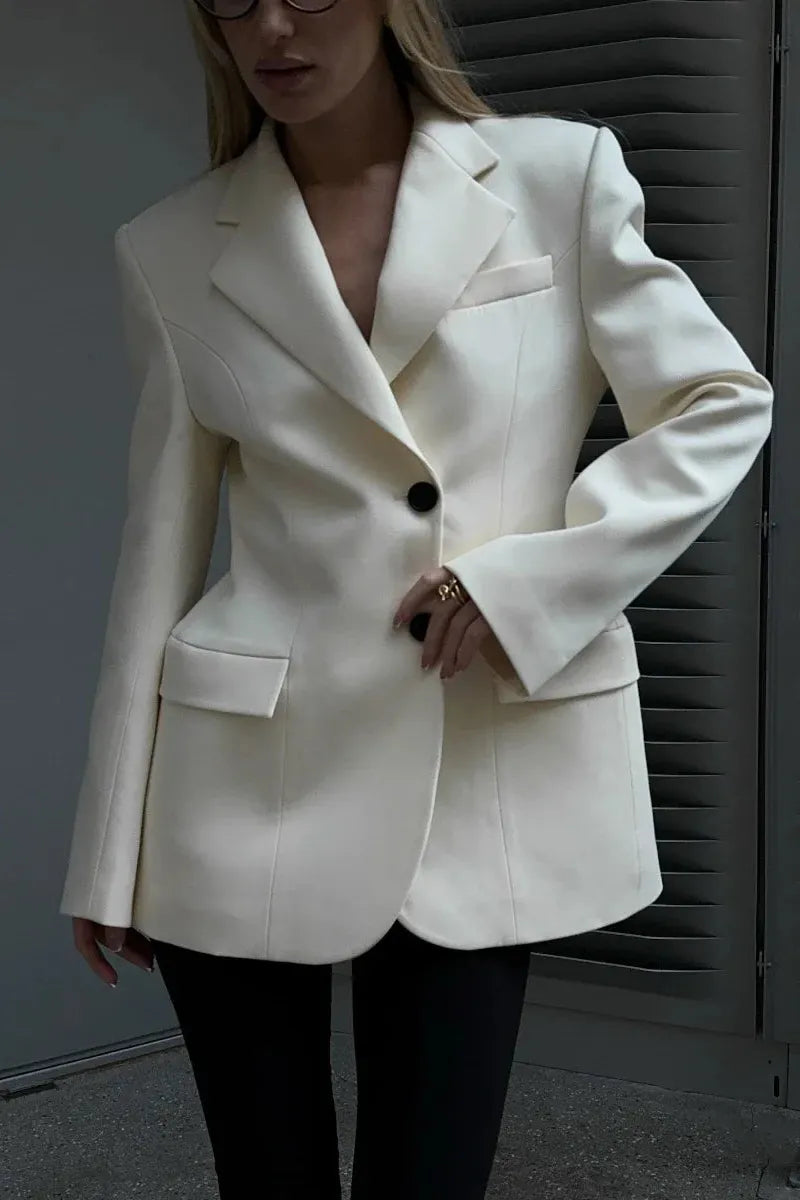 Élodie Grace – Ideální Blazer