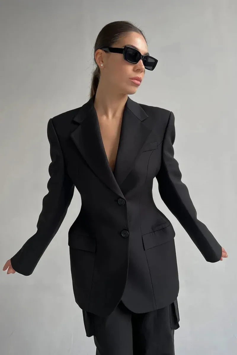 Élodie Grace – Ideální Blazer